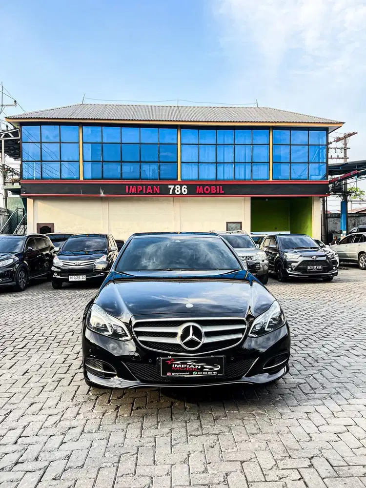 Mercedes Benz E250 Avantgarde A/T Hitam 2013 bmw 528i audi a6 scirocco