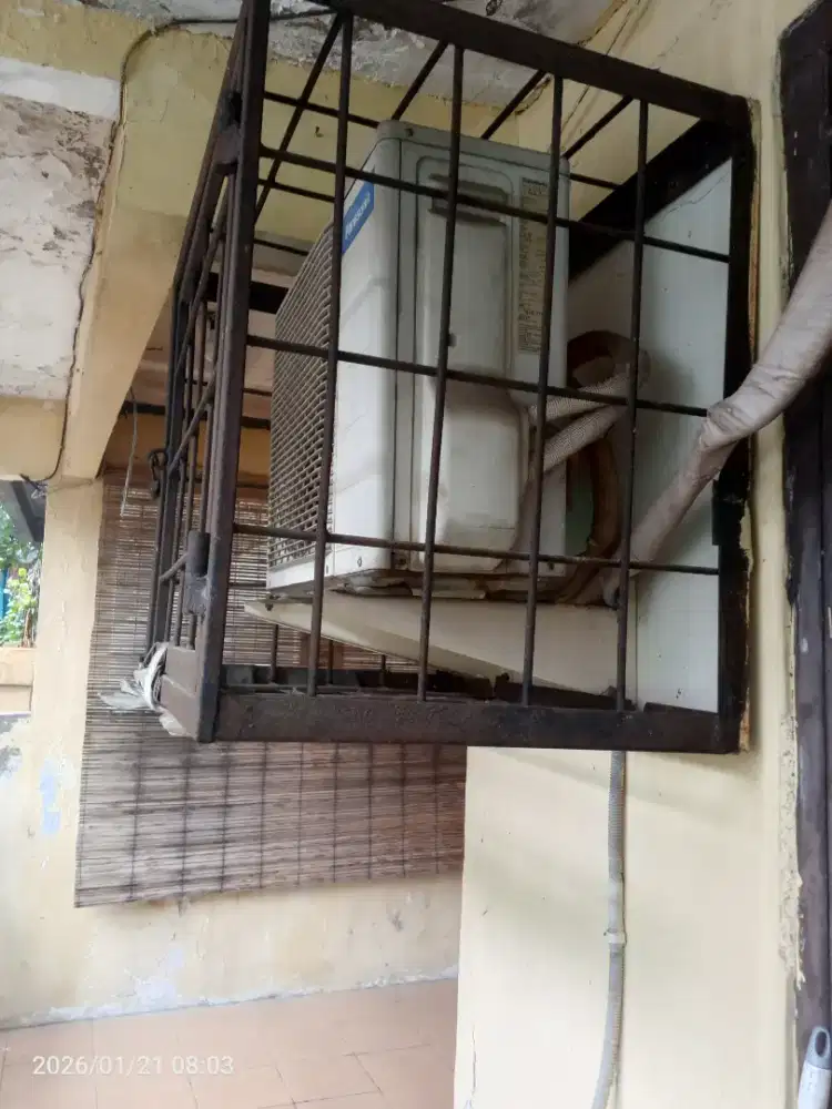 ac LG 1pk bekas baik