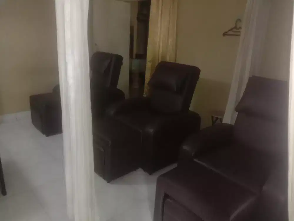 Kursi replexsi dan goredeng meja  bukq harga 8.5 nego