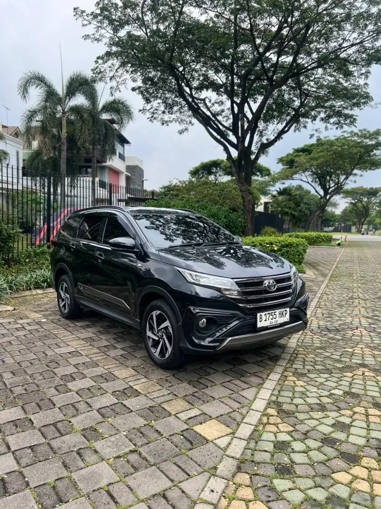 Toyota Rush GR Sport 2023 Jakarta Mobil mulus bagus like new murah