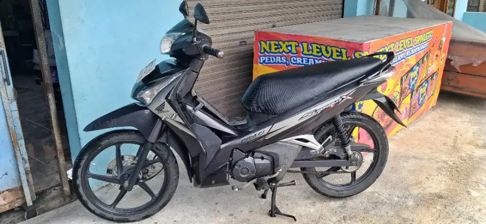 Supra X125 FI Helm In