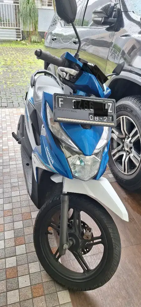 Jual motor honda beat 2017