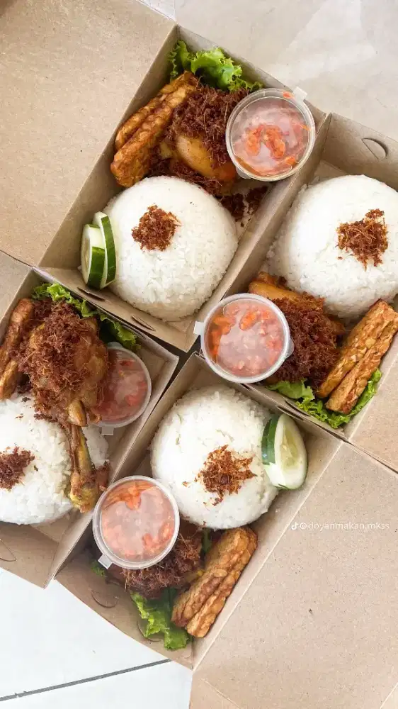 Nasi box 15 ribu