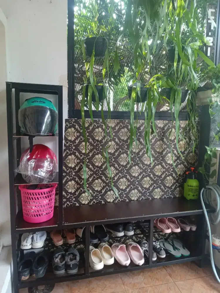 Rak Sepatu & Rak Helm