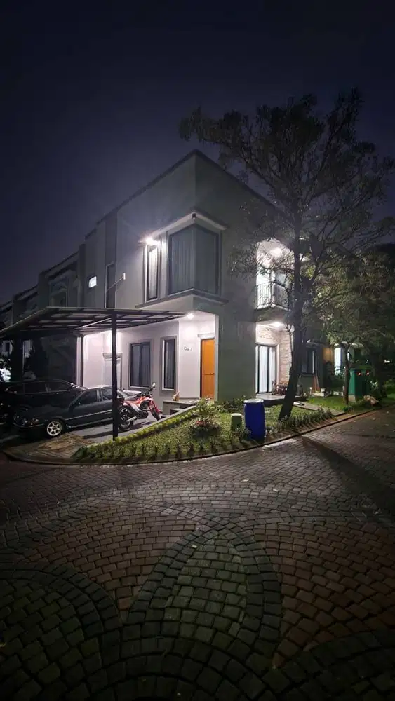 Dijual Rumah Posisi Hook di Cluster Sevilla Park BSD