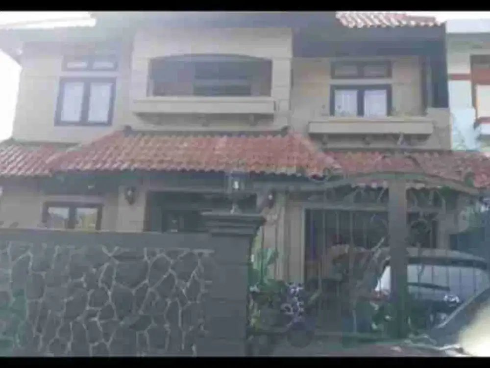 villa siap huni 2 lantai di bukit cipendawa Cipanas Cianjur