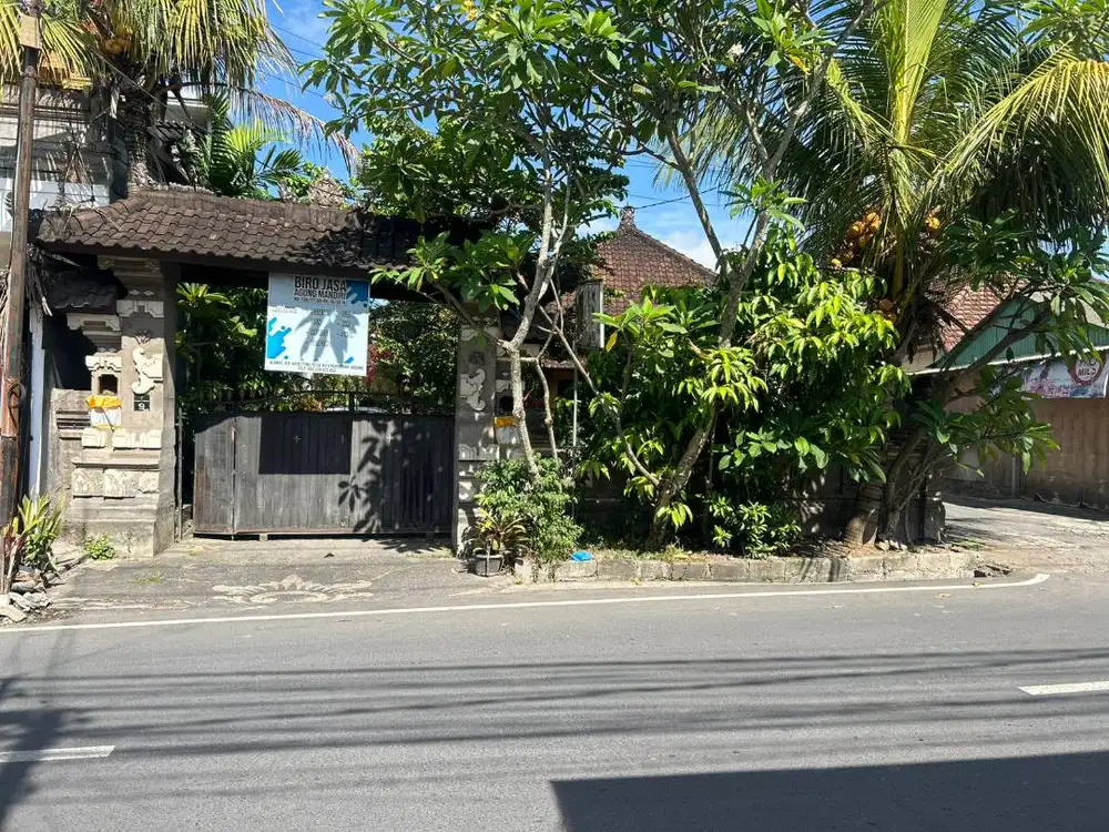 For sale : Land and building (300 m²/3 are) loc in Pererenan – Canggu