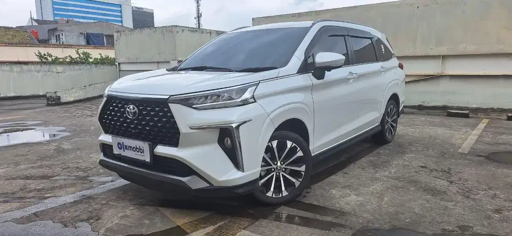 DP MURAH Toyota Avanza 1.5 New Veloz Q CVT TSS Bensin-AT 2023 VZA