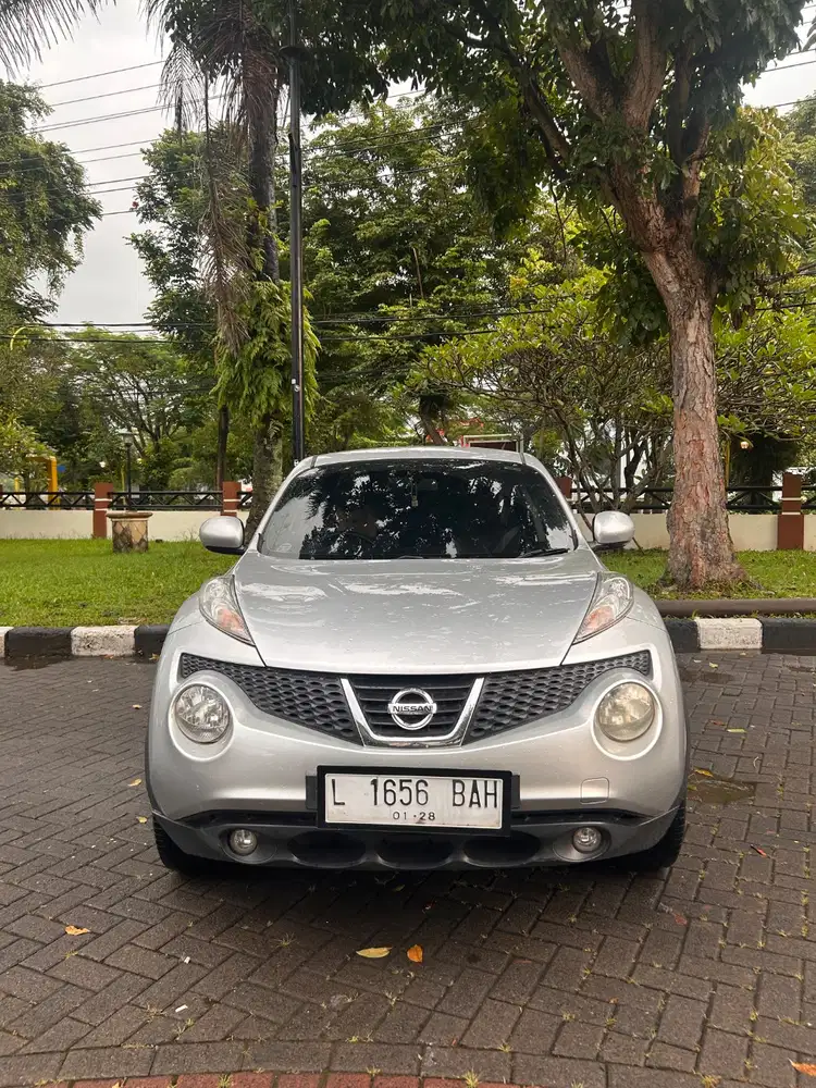 Nissan Juke Rx 2011 Silver Metalik Tipe Tertinggi