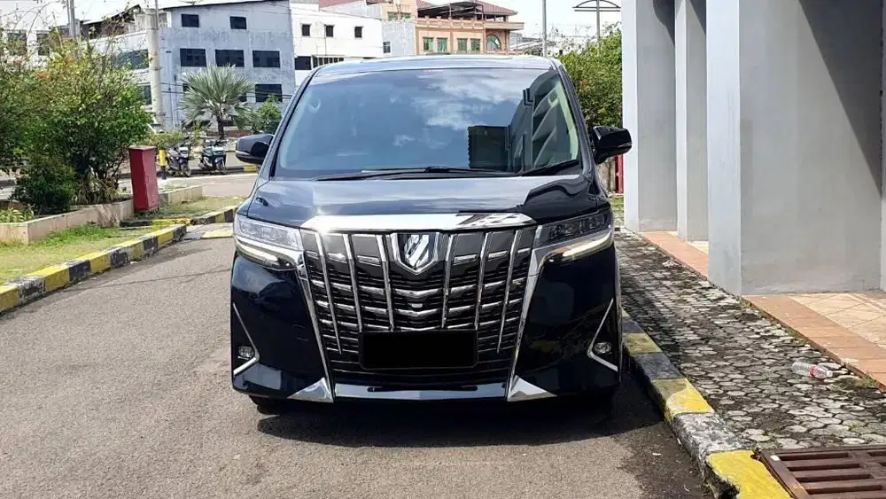 Toyota Alphard 2.5 G ATPM TSS Pilot Seat AT Hitam 2021 Low Km