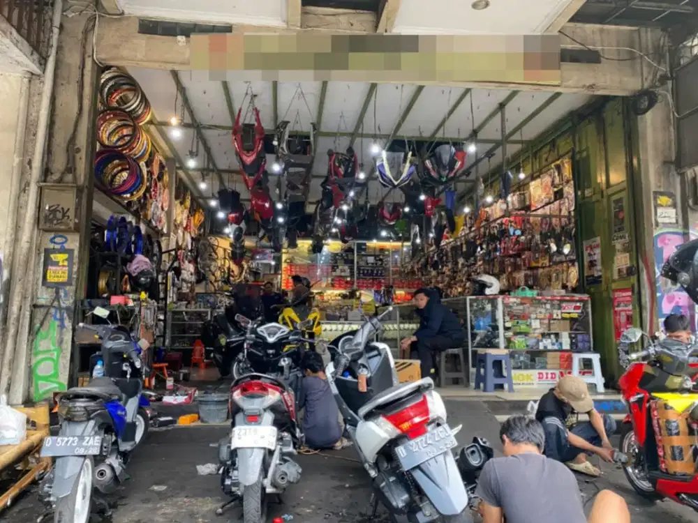 Disewakan Ruko Siap Pakai Main Road Lengkong Besar Ref.04658