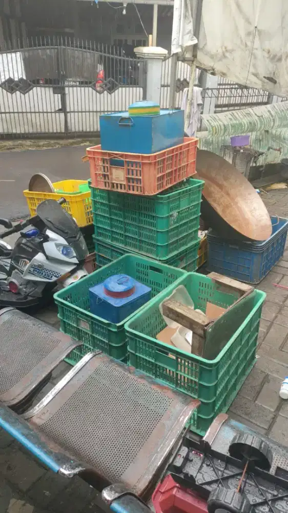 Keranjang besar dan kecil borongan