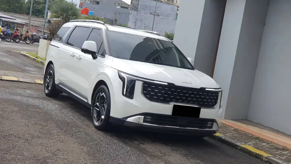 [ GARANSI 5TH ] Kia Grand Carnival Premiere 2.2 11 Seater 2024/2025