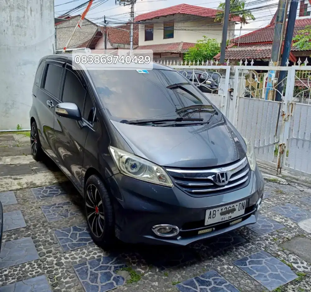 Dijual Honda Freed, 2012, Abu², Matic, PSD