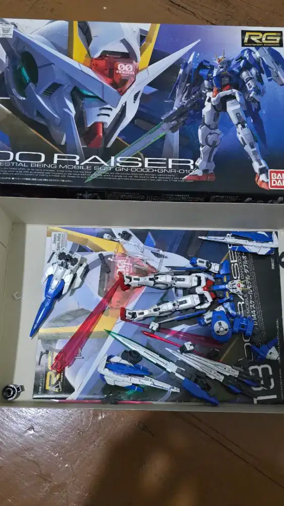 GUNDAM OO raiser RG Bandai (2ND)