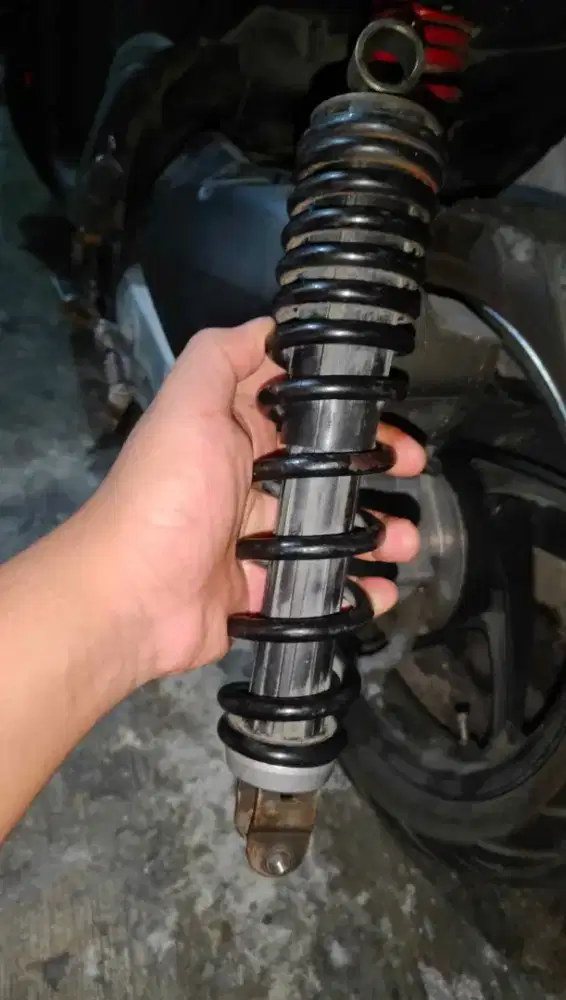 Shockbreaker Honda Spacy atau Beat FI