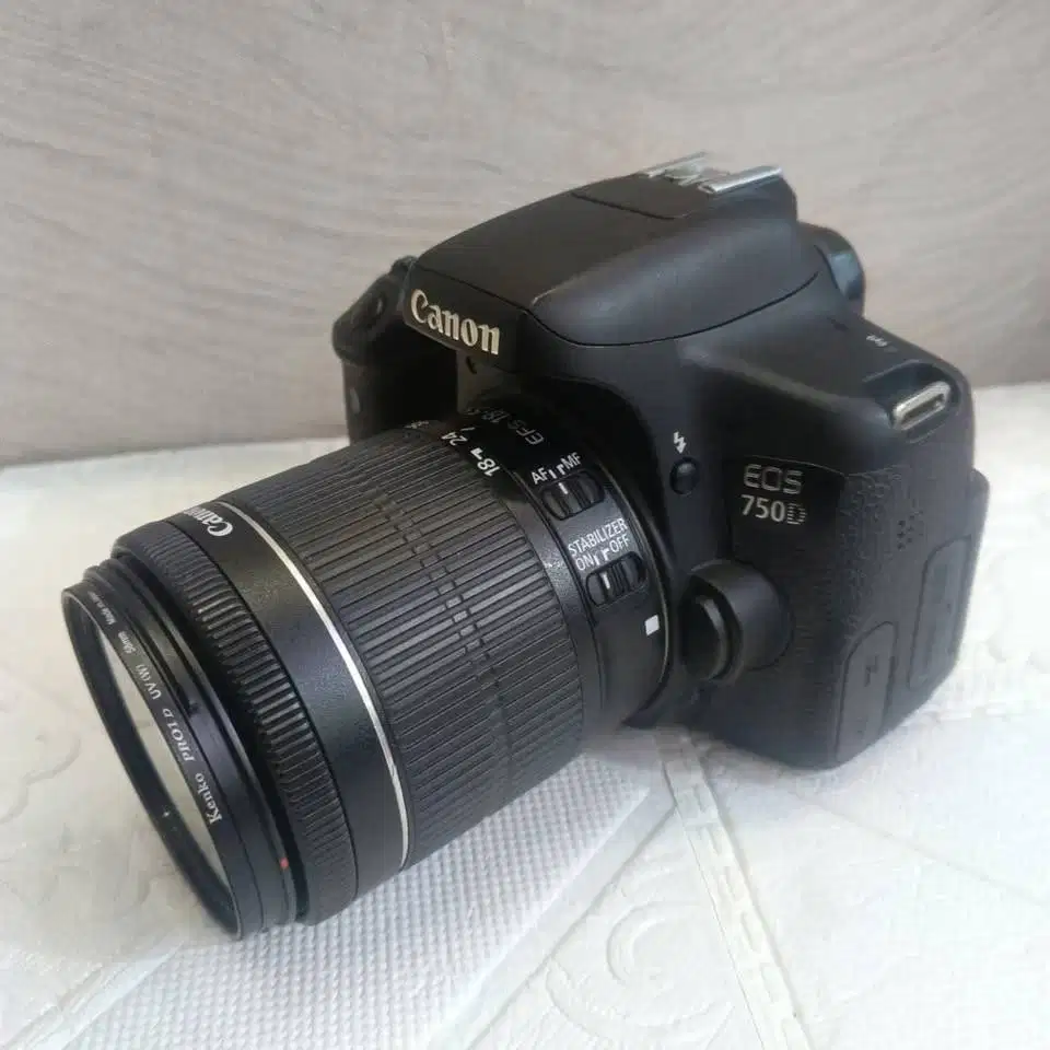 Kamera DSLR Eos Canon 750D Wifi Layar Flip Touchscreen