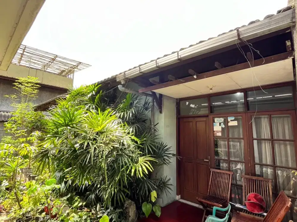 Dijual Rumah + Toko Siap Pakai Lokasi di Mainroad Astana Anyar Bandung