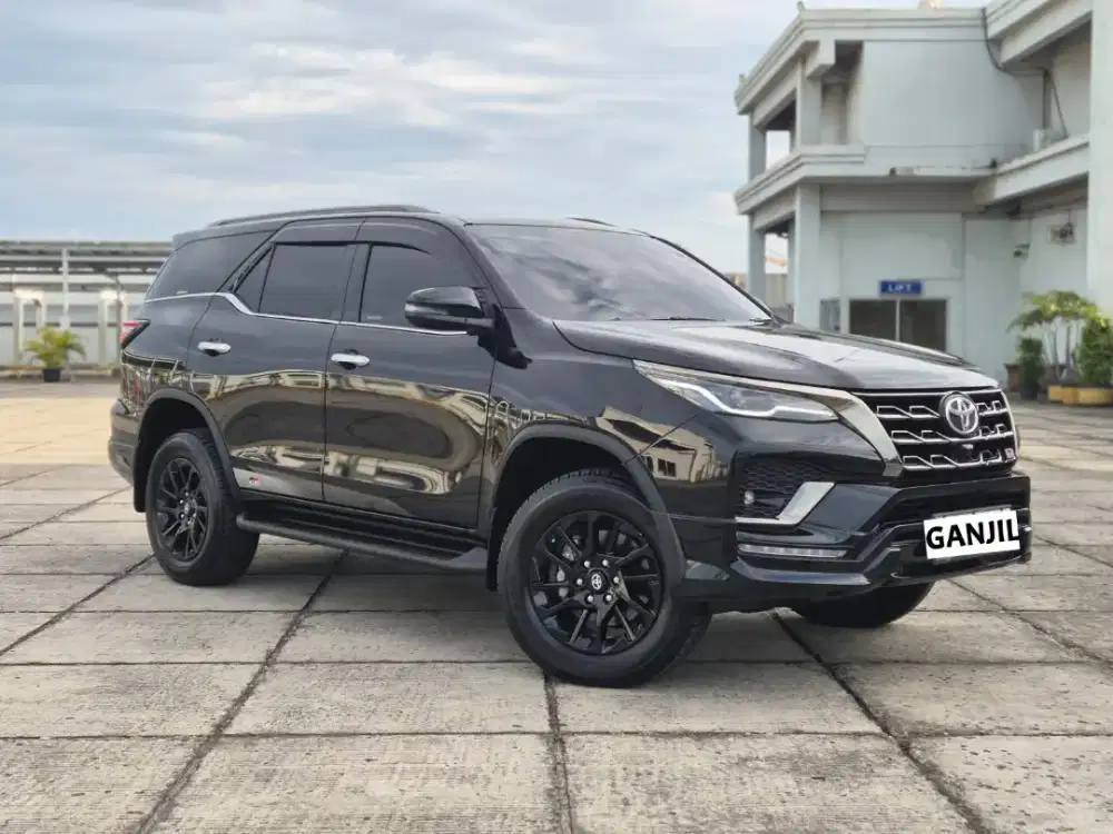 (Km 21rb) Grezz Fortuner GR 2.8 Sport AT 2024 Tgn1 joss Bisa DP Minim