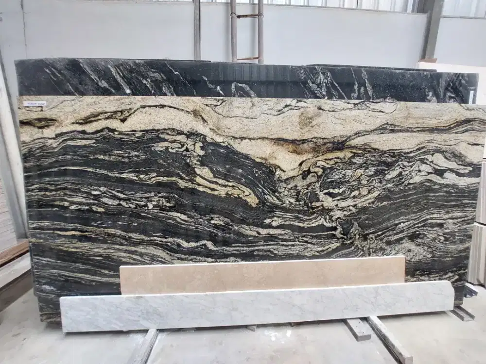 Granit Import Fushion Gold Slab