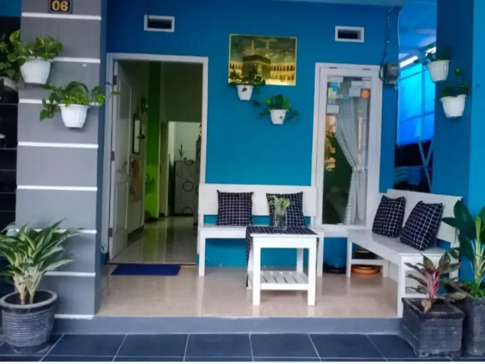 Dijual cepat rumah lokasi strategis full perabotan!!