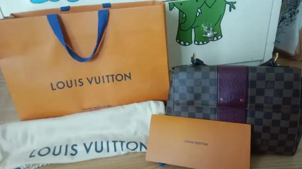 Tas wanita Louis vuitton