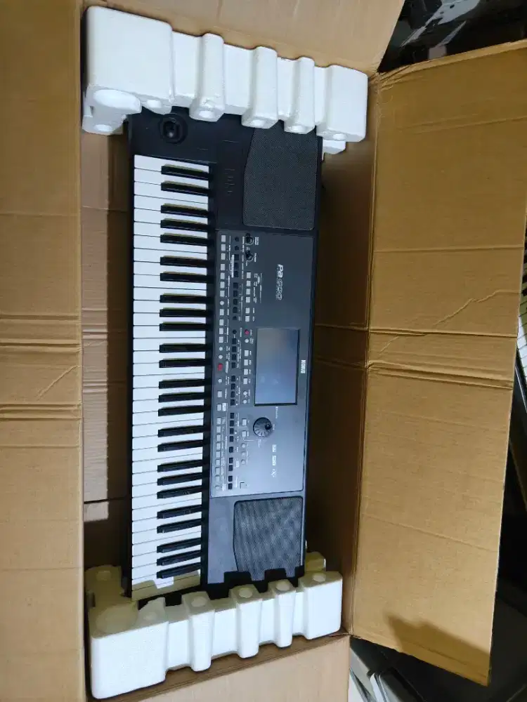 Keyboard Korg PA-600 Bekas Seperti Baru Masih Full Set Bergaransi