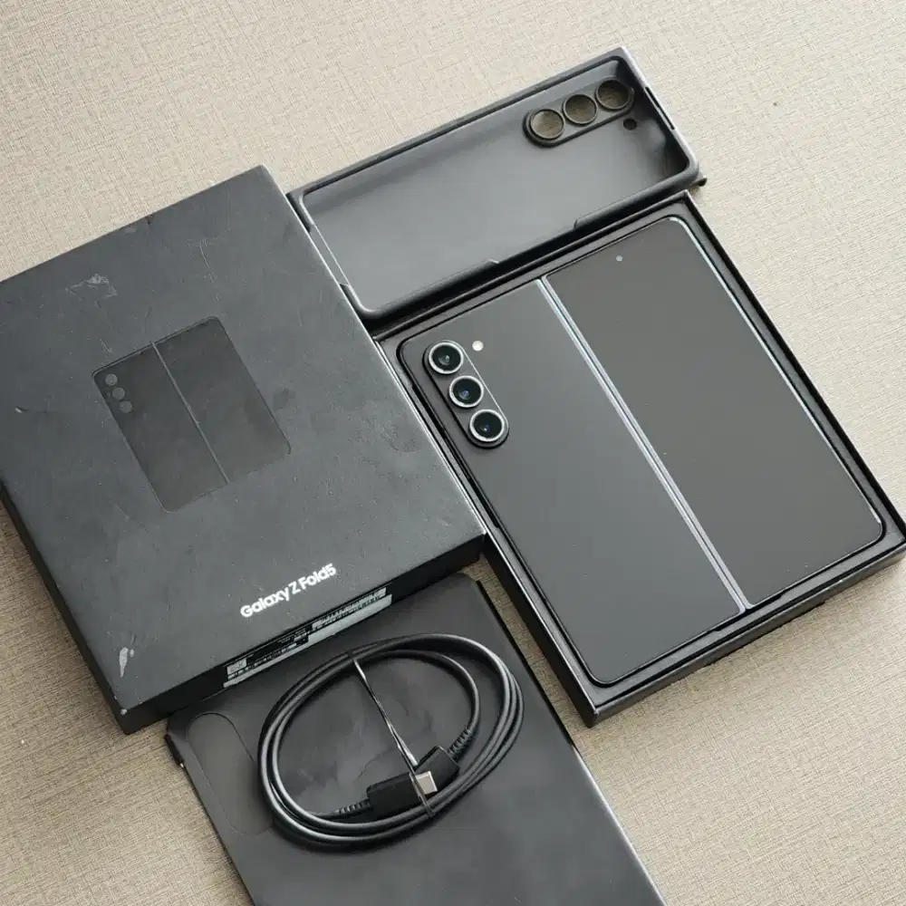 Samsung Z Fold 5 5G 12/512gb SEIN