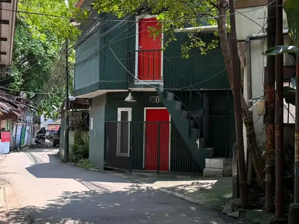 Dijual kost mungil dekat BSI Margonda bisa jadi hostel