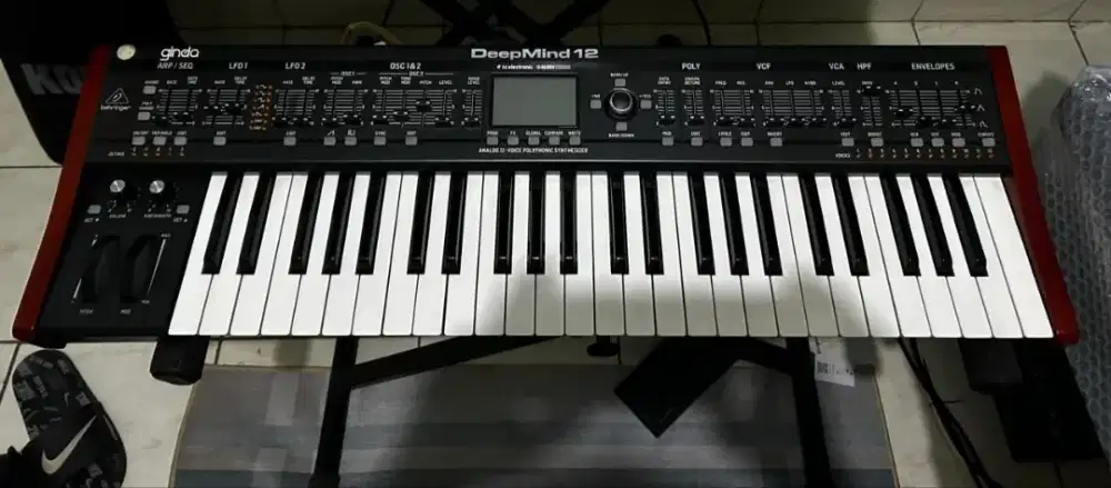 Behringer DeepMind 12 True Analog Polyphonic Synthesizer
