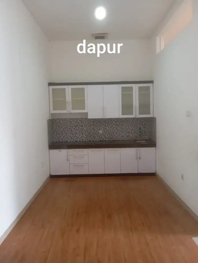 Disewakan Rumah Siap Huni 2 Lantai di Mekarwangi Bandung