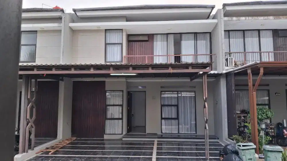 Sewakan Tahunan Rumah 2 Lantai Kosongan Cluster Sukahati Cibinong