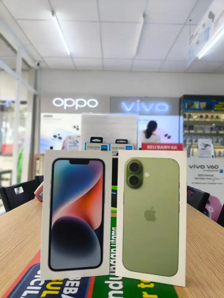 iPhone 14 128gb/iPhone 17 Sage 128gb