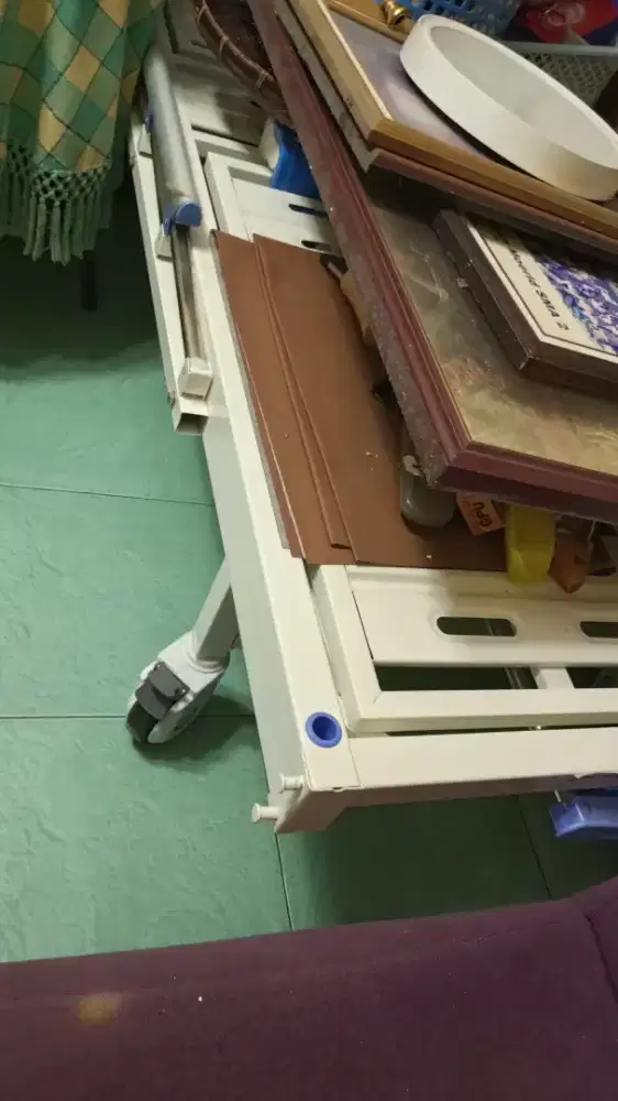 Tempat tidur pasien 2 Crank