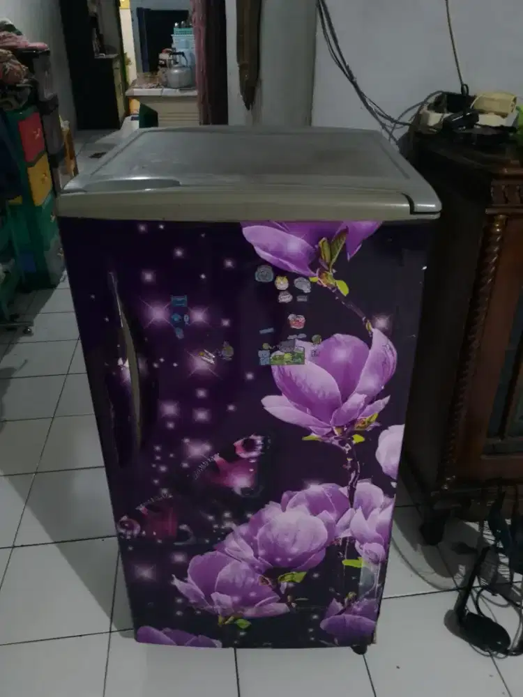 Kulkas Sanyo bekas 1 pintu