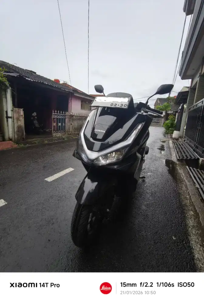 Honda PCX 160 CBS (harga nego bensin)
