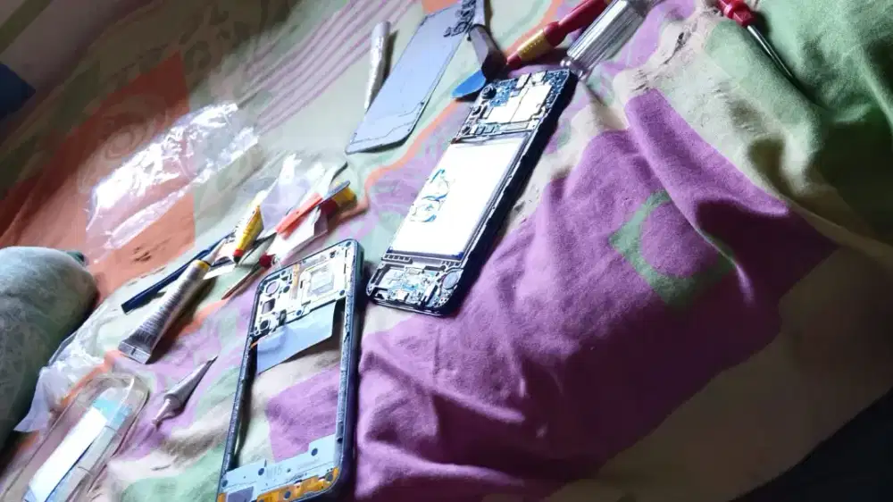 Jasa service handphone