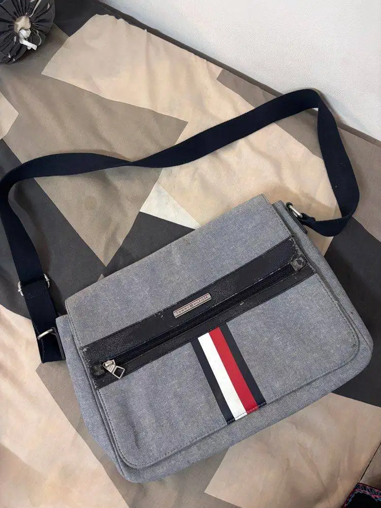 Tommy Hilfiger Slingbag / TAS PRIA BRANDED MURAH / TAS KERJA LAPTOP