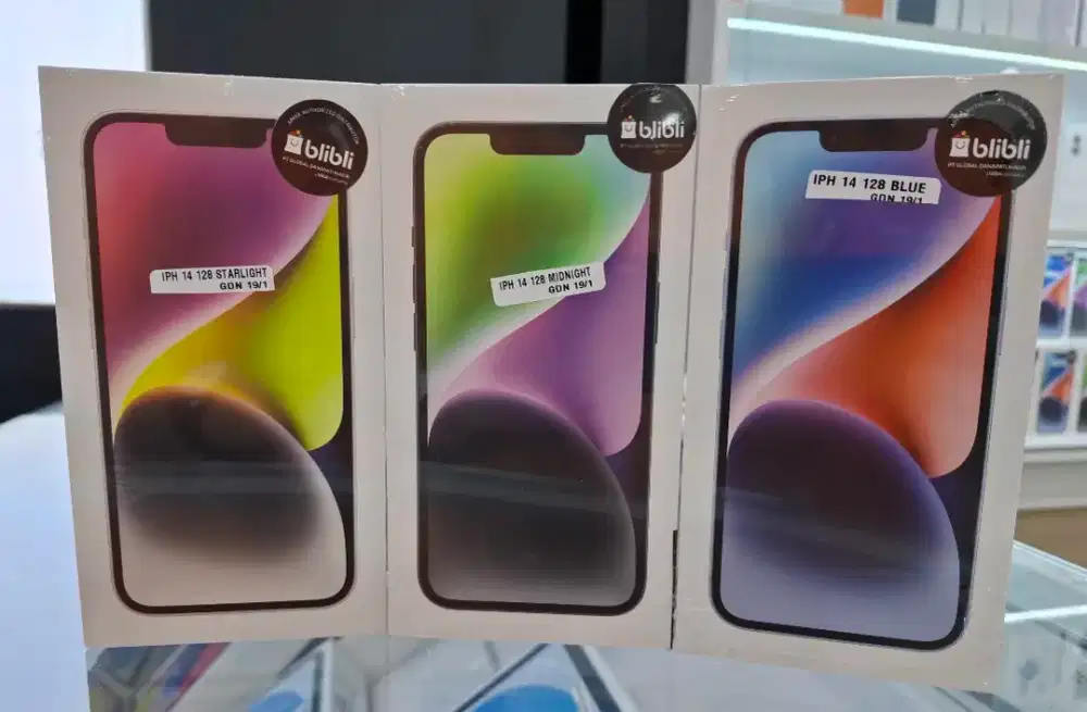 Kredit Iphone 14 128Gb Resmi Free 1x cicilan dan Holder