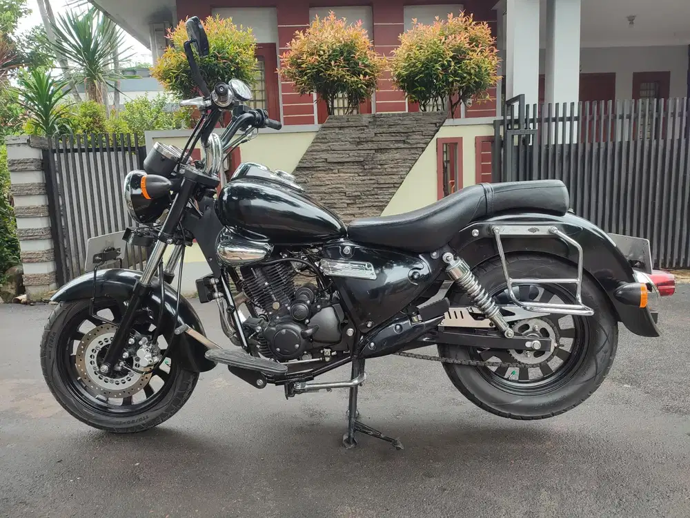 BENELLI MOTOBI 200 2022 LOW KM