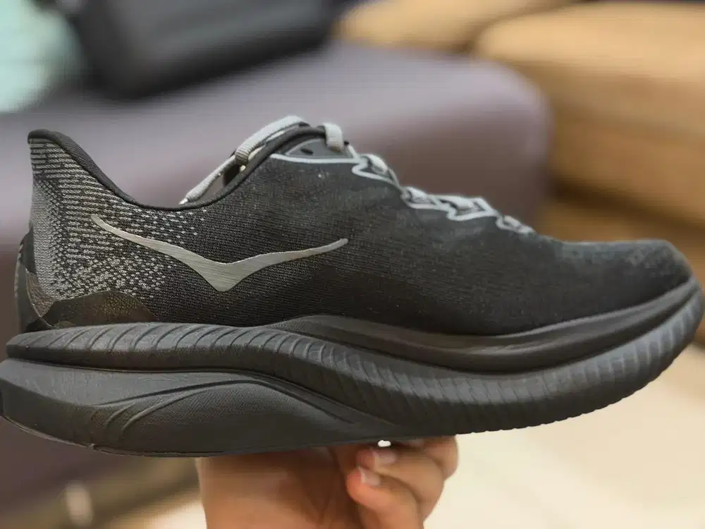 Sepatu hoka M mach 6 black