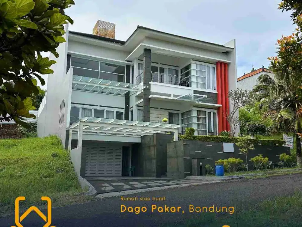 Dijual Rumah Dago pakar Bandung mewah ada tanah lebih di belakang