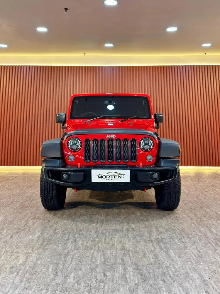 [KM 30rb] Jeep Wrangler Sport 3.0L 2 Doors 2016, Merah