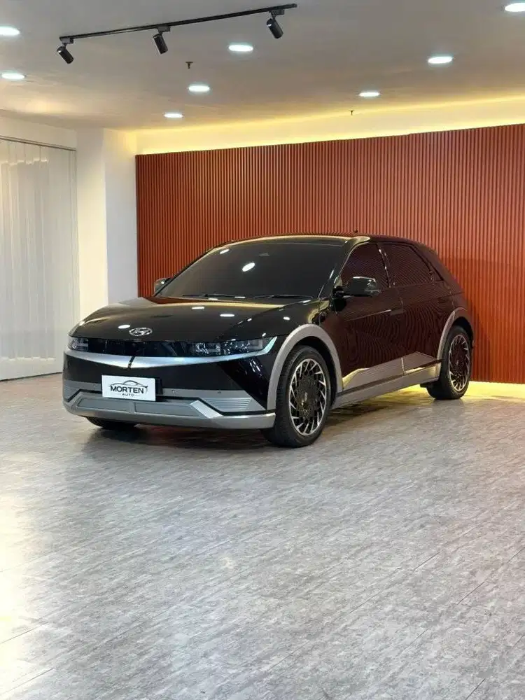 Hyundai Ioniq 5 Signature Long Range AT Tahun 2023