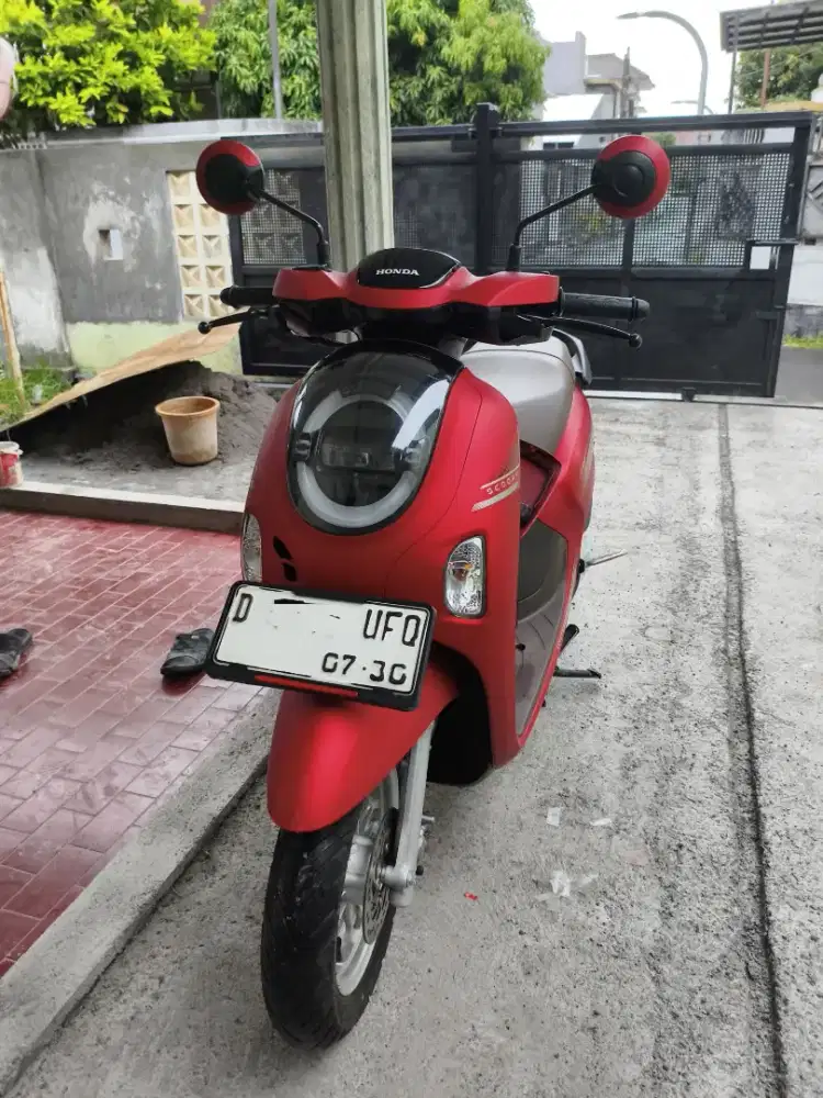 Scoopy Keyless 2025