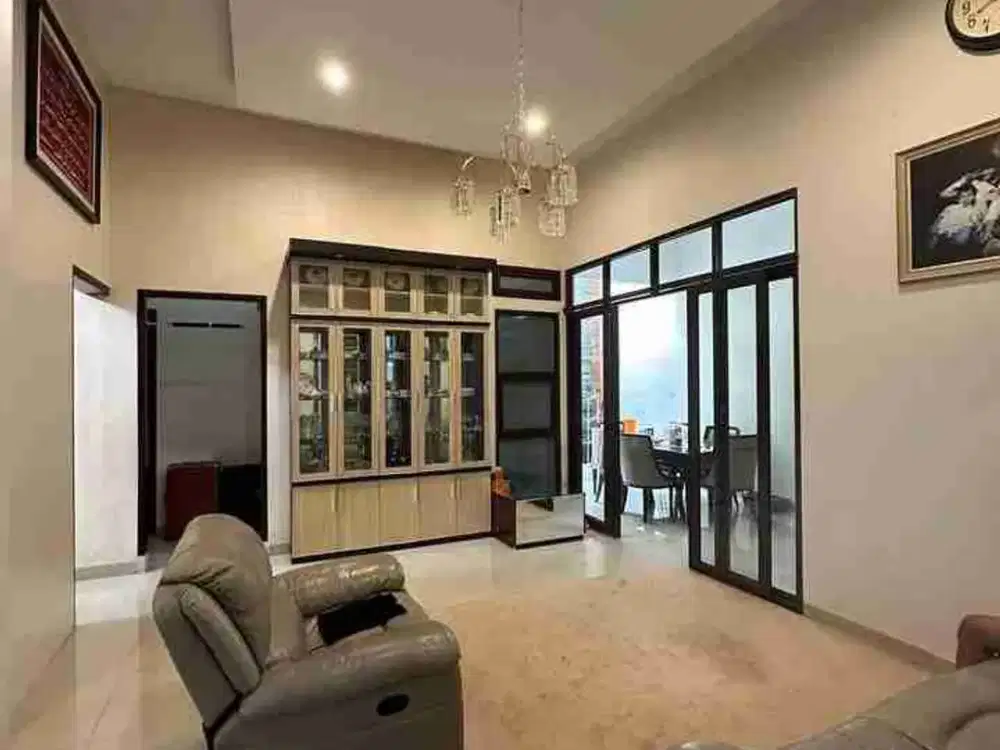 RUMAH DI CIBEUREUM KOTA SUKABUMI