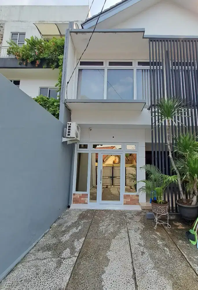 Disewa  Kantor  Sungai Sambas, Jakarta Selatan