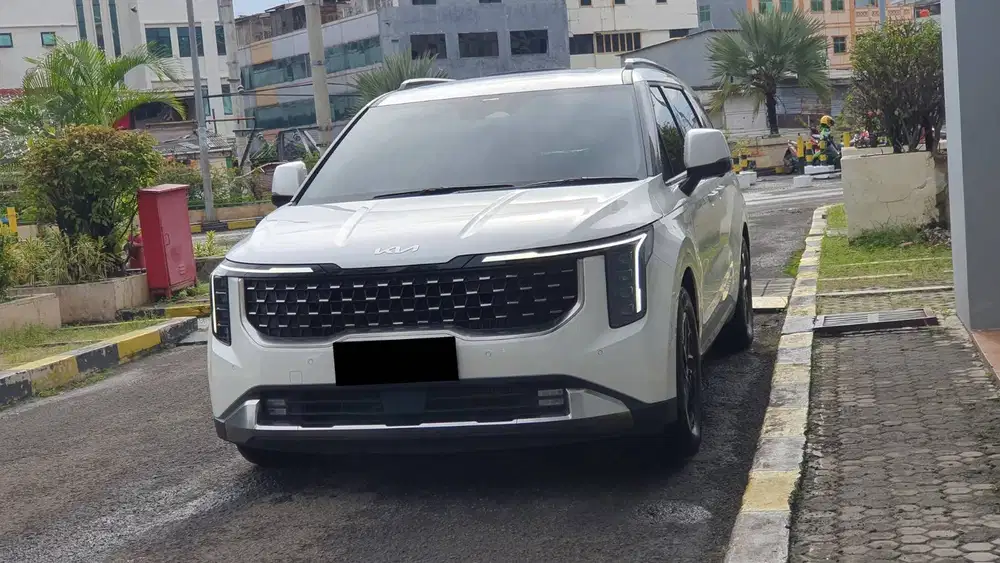 [ GARANSI 5TH ] Kia Grand Carnival Premiere 2.2 11 Seater 2024/2025