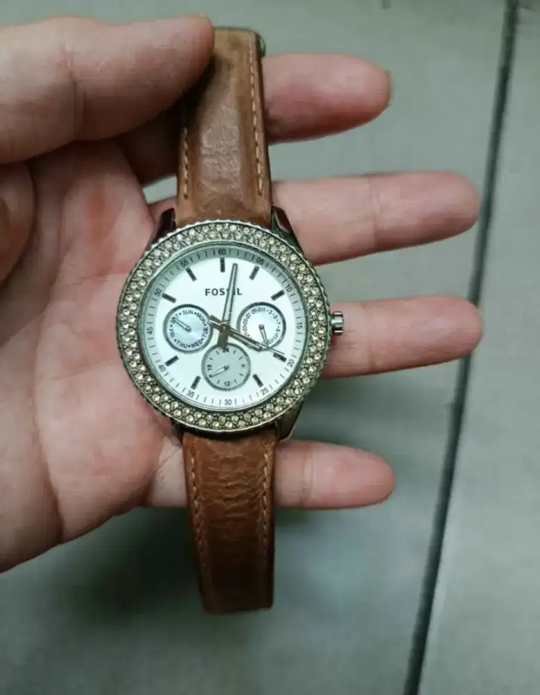 Jam tangan Fossil