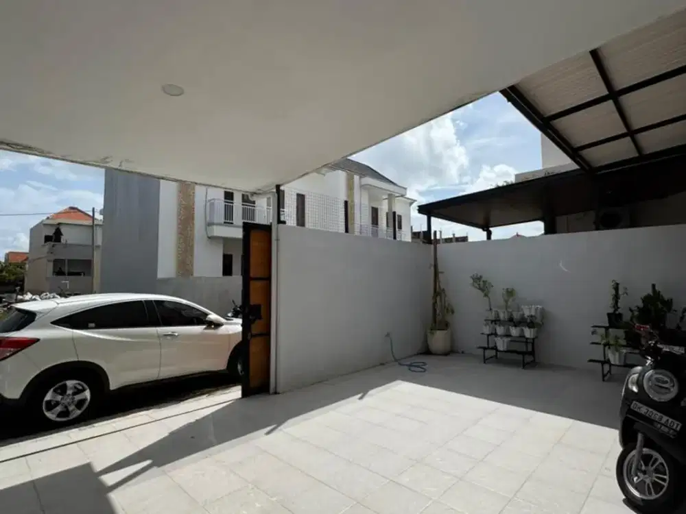 JUAL RUMAH MEWAH MINIMLAIS